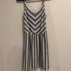 Universal Thread Black and White Striped Midi Dress